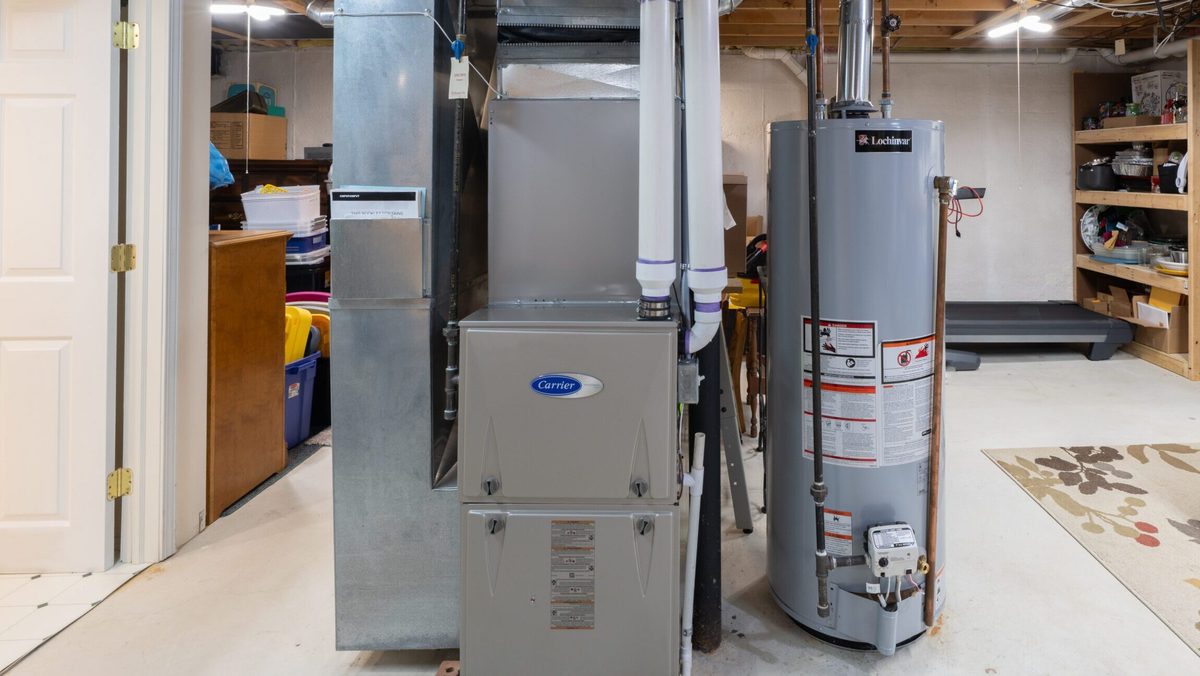 High-efficiency furnace installation