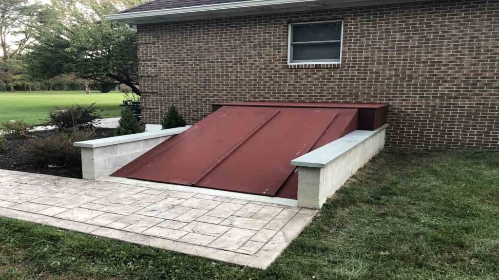 basement isulation- exterior basement door
